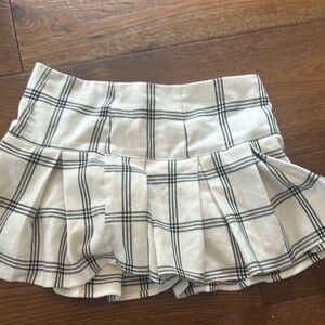 Aeropostale White Cream Skater Mini Skirt